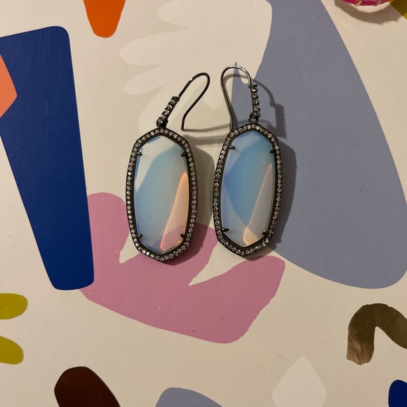 Kendra Scott Gunmetal Opalite Ellen’s - Picture 3 of 3